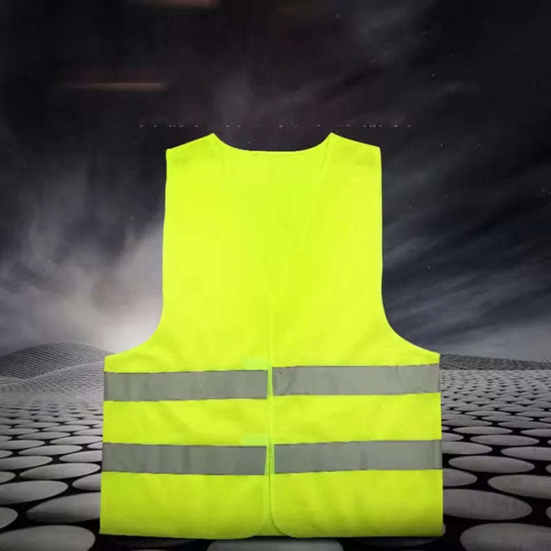 High Visibility Yellow Traffic Safety Reflective Vest Outdoor for Car Use Ideal for Running Cycling and Outdoor Sports 360Degree