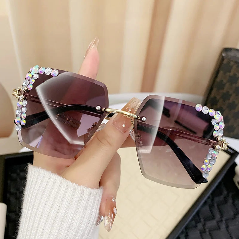 1 pair of fashionable women's square frameless gradient lens glasses with crystal decoration and metal material